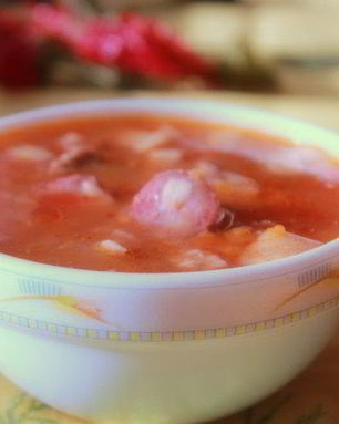 Солянка с говяжьим сердцем и охотничьими колбасками