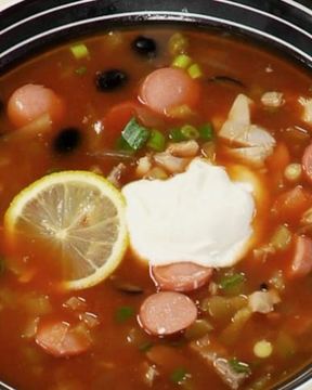 Солянка с курицей