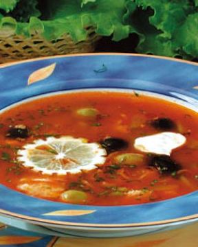 Солянка с мясом птицы