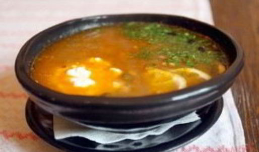 солянка в мультиварке поларис