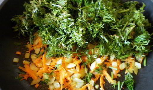 суп из свекольных листьев и морковной ботвы