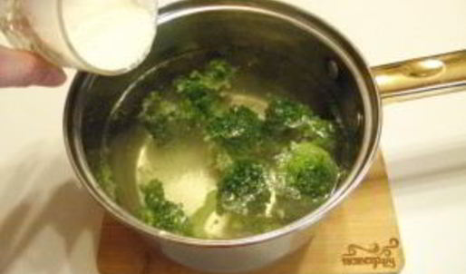 диетический суп-пюре из брокколи