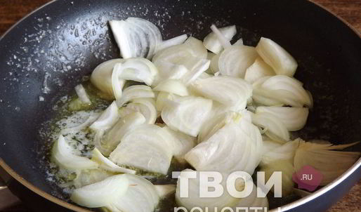 шпинатный суп-пюре с грудинкой