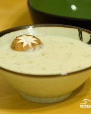 Сливочный суп-пюре с шампиньонами