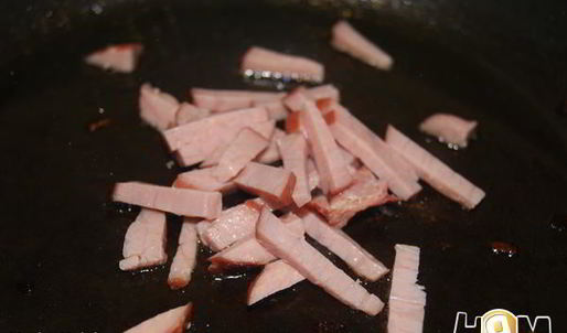 суп-пюре из кабачка с копченостями нежный