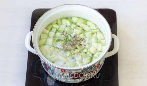 суп-пюре из кабачков с плавленным сыром