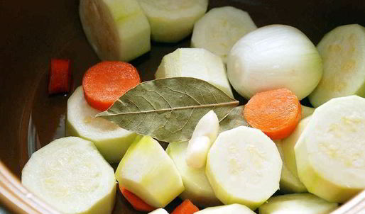 суп-пюре из кабачков со сливками