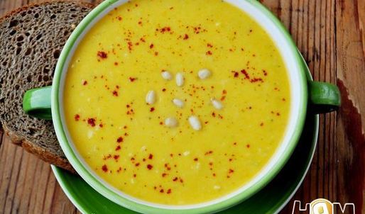 суп-пюре из тыквы с тахиной