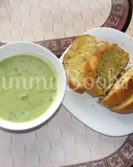 Рецепт супа-пюре из зеленого горошка и ароматный хлеб с травами