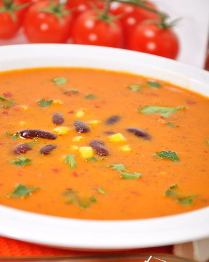 Рецепт супа-пюре с консервированной фасолью и томатами