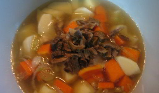 суп-пюре с тыквой на бульоне из сухих белых грибов