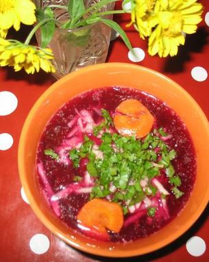 Свекольный суп-пюре на курином бульоне