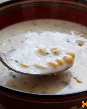 Сырный суп-пюре с консервированной кукурузой