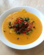 Тыквенный суп-пюре с окороком и перцем