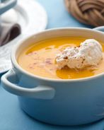 Тыквенный суп-пюре с пряными сливками