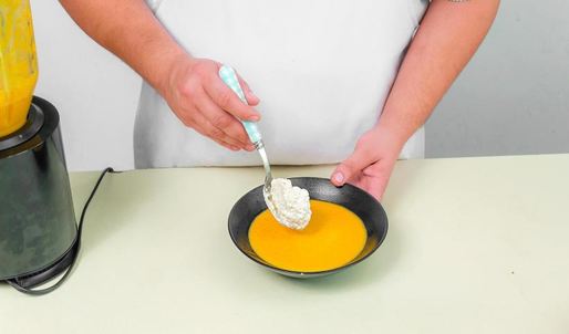 тыквенный суп-пюре с пряными сливками