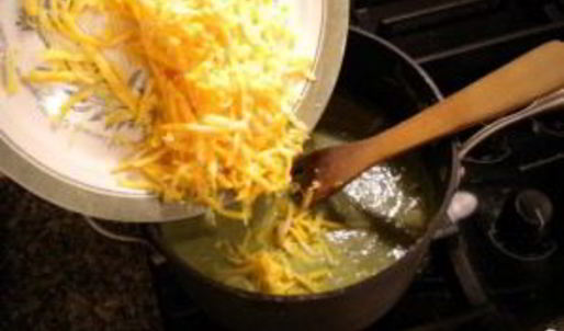 суп с брокколи и сыром по-быстрому