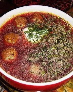 Суп с фрикадельками и томатной пастой