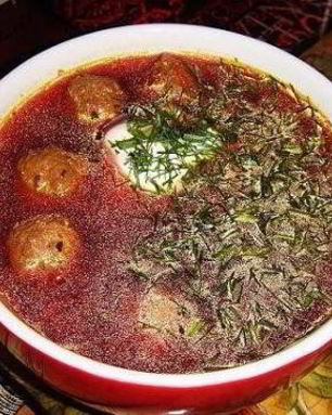 Суп с фрикадельками и томатной пастой