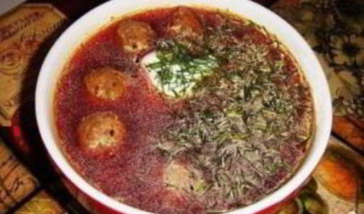 суп с фрикадельками и томатной пастой