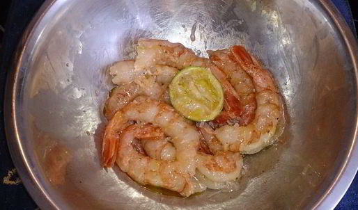 суп том ям c тигровыми креветками