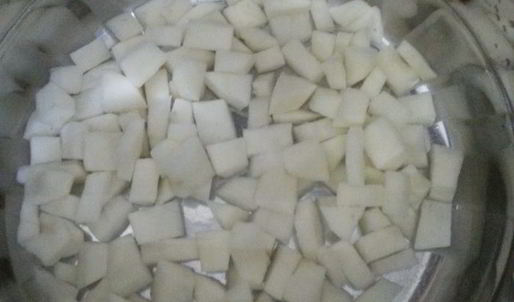 сырно-чесночный суп с фрикадельками