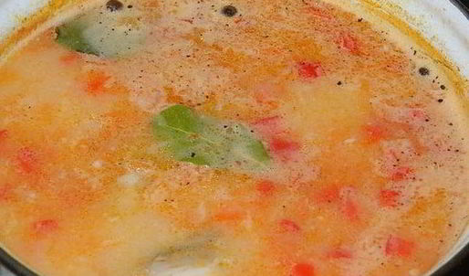 сырно-томатный суп на курином бульоне