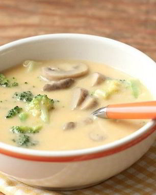 Сырный суп с брокколи и шампиньонами