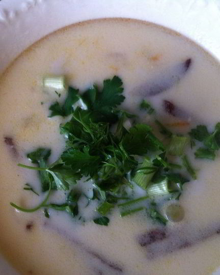 Рецепт сырного супа с колбасой