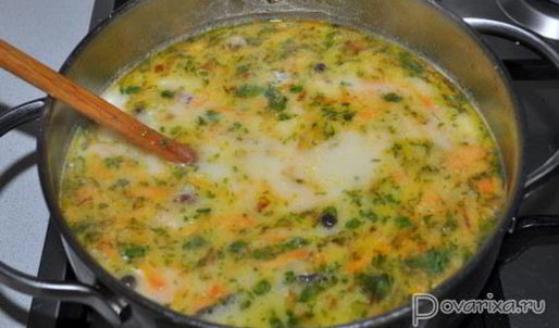 сырный суп с копченостями