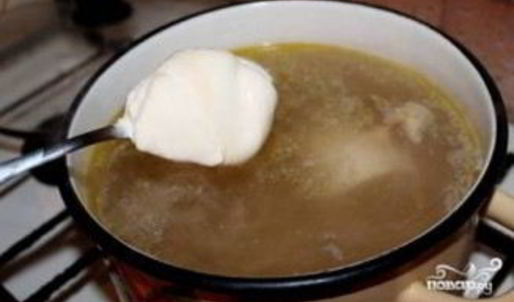 сырный суп с курицей и грибами