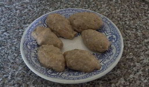 сырный суп с рисом и куриными кнелями