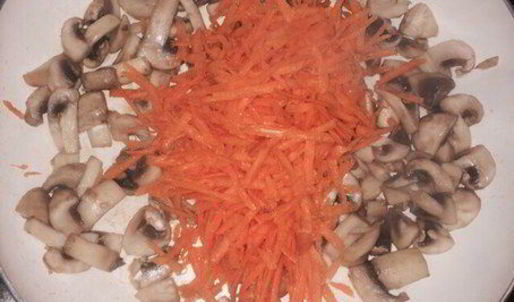 сырный суп с шампиньонами и брокколи