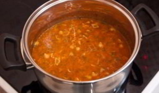 томатный крем-суп с макаронами