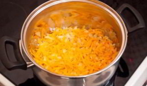 томатный крем-суп с макаронами