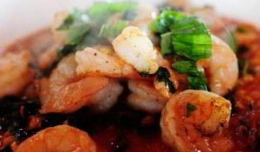 тосканский фасолевый суп с креветками