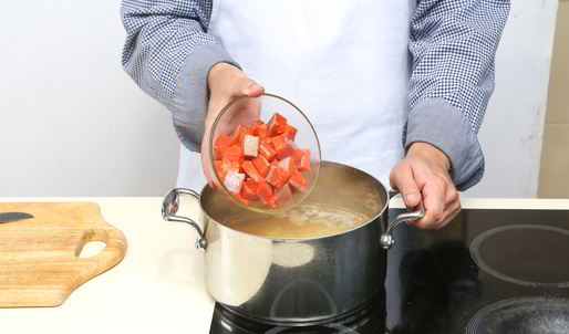 домашняя уха со слабосоленой неркой