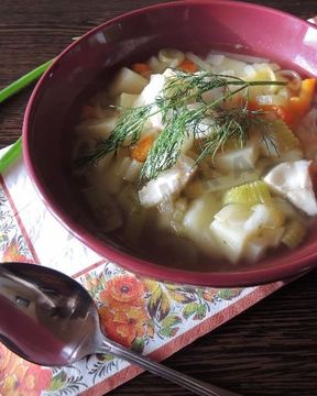 Рыбный суп уха из минтая