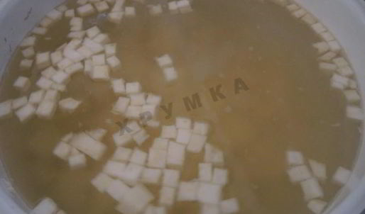 рыбный суп уха из минтая