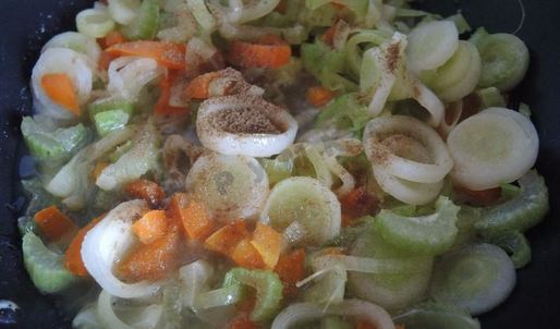 рыбный суп уха из минтая