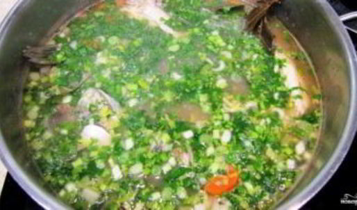 уха из головы сазана