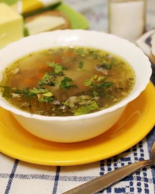 Уха из консервы сайры быстро и вкусно