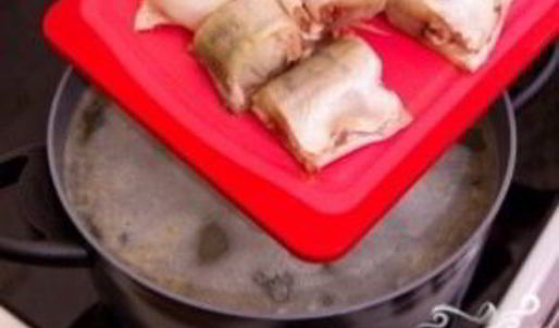 уха из минтая