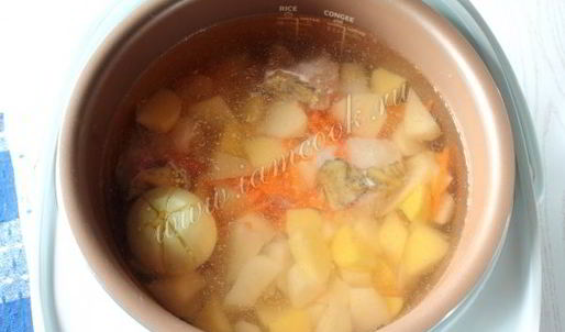 уха из сома в мультиварке