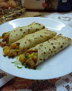 Блинчики с индейкой и манго