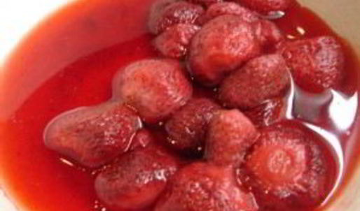 блинчики с творогом и клубникой