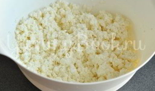 блинчики с творогом, запеченные в сметане