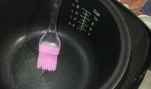 блинчики в мультиварке редмонд