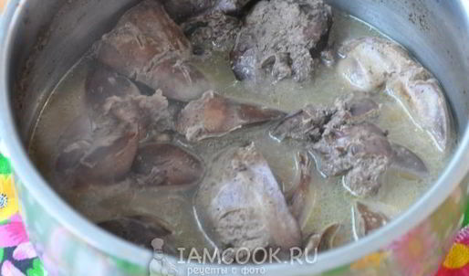 блины с куриной печенью и кабачком