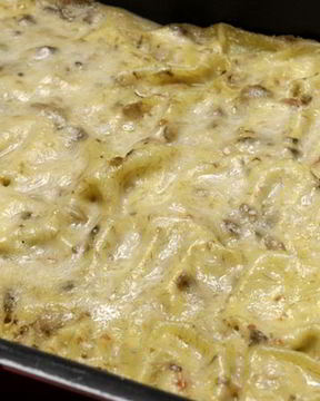 Блины с курицей и грибами